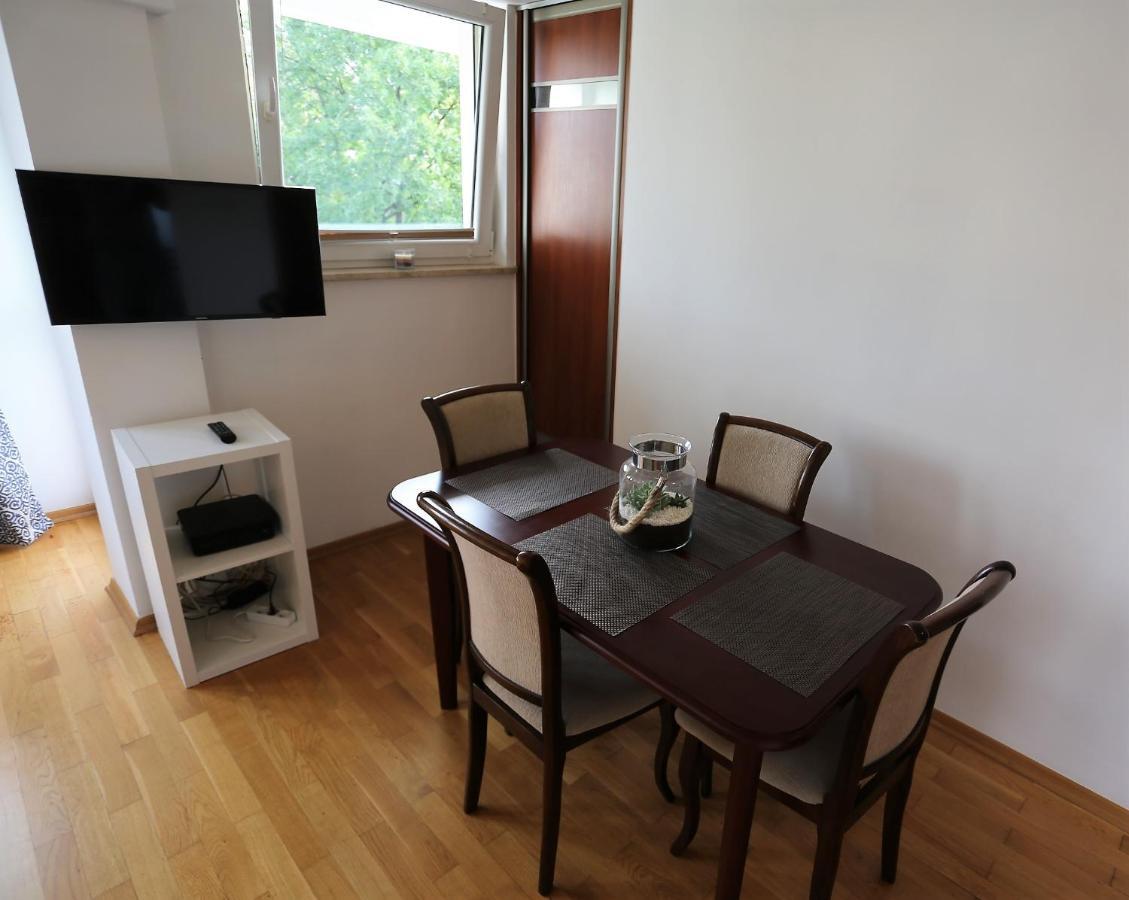 Apartmán MGM Karmelicka Varšava Exteriér fotografie