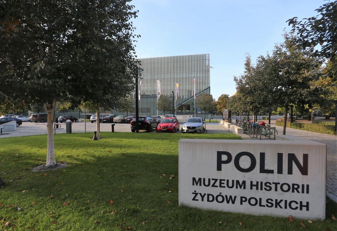 Apartmán MGM Karmelicka Varšava Exteriér fotografie